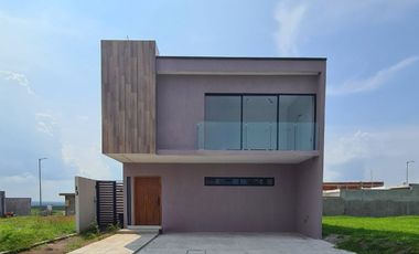 Casa en Venta en Lomas de la Rioja | con gran jardín