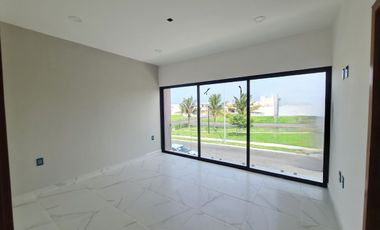 Casa en Venta en Lomas de la Rioja | con gran jardín