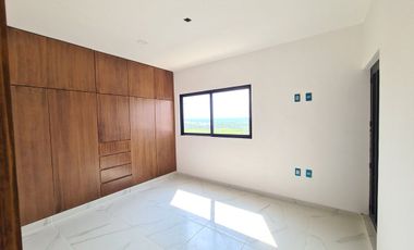 Casa en Venta en Lomas de la Rioja | con gran jardín