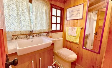 Casa en Venta en Chalet Estilo Suizo, 2 pisos, 3 dormitorios, Piscina, El Ingenio, San Jose de Maipo