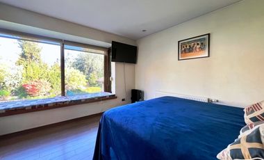 CASA EN PASAJE CERRADO / MALL SPORT