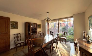 CASA EN PASAJE CERRADO / MALL SPORT