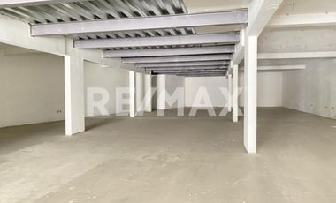 LOCAL COMERCIAL EN RENTA - PLAZA SAN PEDRO, Av. Lic. Benito Juárez García, Metepec - (3)