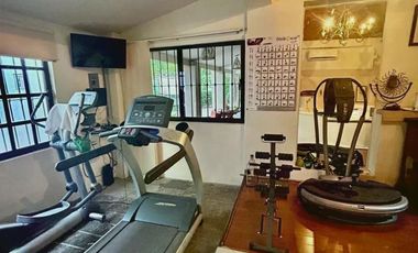 Casa en Venta en los Gonzales, los Siller, Saltillo, Coahuila, Vive el lujo y comfort de esta hermosa quinta sin alejarse de la ciudad.