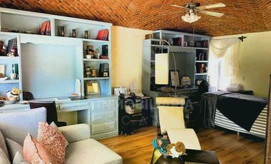 Casa en Venta en los Gonzales, los Siller, Saltillo, Coahuila, Vive el lujo y comfort de esta hermosa quinta sin alejarse de la ciudad.