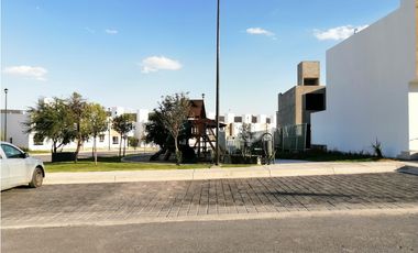 CASA EN VENTA EN CIUDAD MESETA QUERETARO GNM