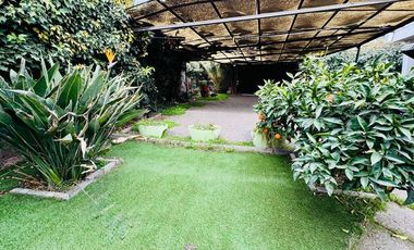 Casa Grande con Potencial Comercial o Habitacional