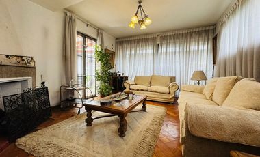 Casa Grande con Potencial Comercial o Habitacional