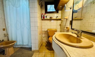 Casa Grande con Potencial Comercial o Habitacional