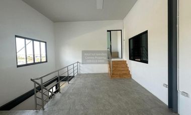 For Rent Building, warehouse for rent , high floor , wide frontage , Tha Sao , Krathum Baen , Samut Sakhon , CX-132352