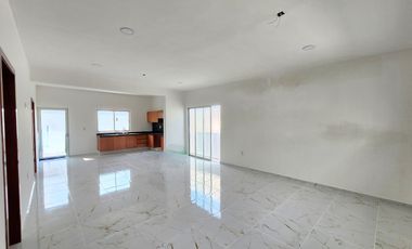 Casa en Venta Lomas de la Rioja | Un piso de 3 recámaras