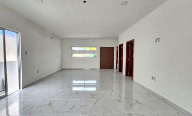 Casa en Venta Lomas de la Rioja | Un piso de 3 recámaras