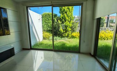 RENTA CASA DE LUJO EN LA ISLA LOMAS DE ANGELOPOLIS