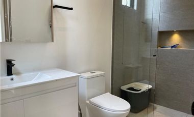 SE VENDE CASA EN LA CALERA