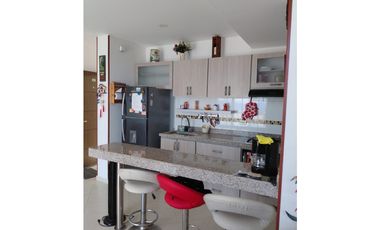 GIA 236 APARTAMENTO LA MESA HERMOSO
