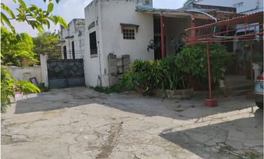 CASA PATRIMONIO con lote DE 775 MTS y 419 MTS  CONSTRUIDOS.VIEJO PRADO