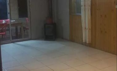 Casa en Arriendo en a 7 kilómetros de la plaza de San Javier por el Colegio Miguel Carrera