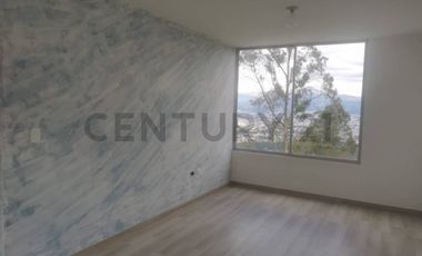 Se  Vende Casa por estrenar en Sector Universidad Internacional