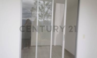 Se  Vende Casa por estrenar en Sector Universidad Internacional