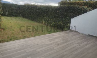 Se  Vende Casa por estrenar en Sector Universidad Internacional