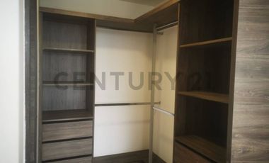 Se  Vende Casa por estrenar en Sector Universidad Internacional