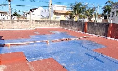 CASA EN BLOCK DOS UNIDADES INDEPENDIENTES LOTE PROPIO