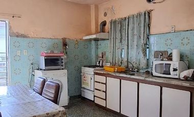 CASA EN BLOCK DOS UNIDADES INDEPENDIENTES LOTE PROPIO