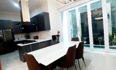 Rumah Sewa Cantik Siap Huni Jalan Lebar