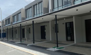 DISEWA RUMAH KAWASAN MILENIAL PIK 2 4.5x15 UNFURNISH BRAND NEW MURAH