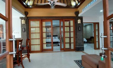 3 Bedrooms Villa for lease at Jl Sekuta, Sanur.