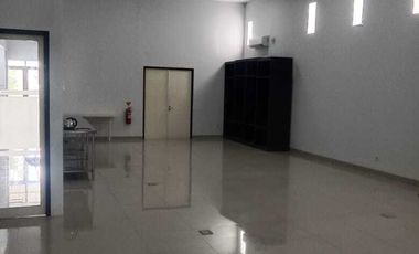 Dijual / Disewakan Gedung Raya Sidowungu Menganti Gresik