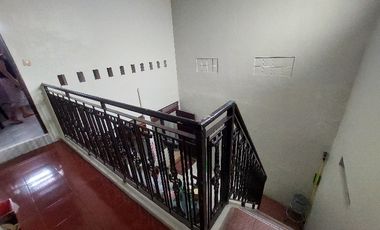 rumah siap huni lokasi komersial nusukan tengah kota solo