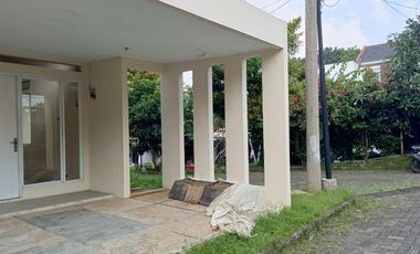 Rumah LT 113 Siap KPR 15 Mnt ke Mall Paradise Walk Serpong J-35339