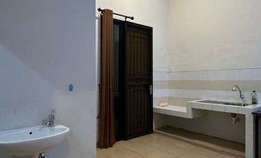 Rumah 10 Mnt ke Paradise Walk Serpong Siap Huni Dibantu KPR J-33337