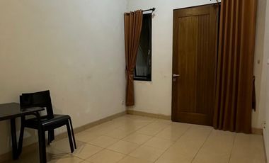 Rumah 10 Mnt ke Paradise Walk Serpong Siap Huni Dibantu KPR J-33337