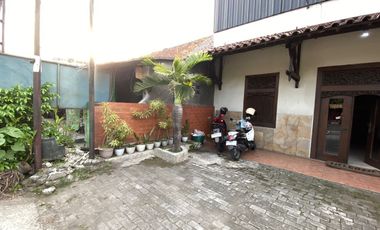 RUANG USAHA STRATEGIS DI JL UTAMA JOGJA - SOLO KALASAN SLEMAN YOGYA