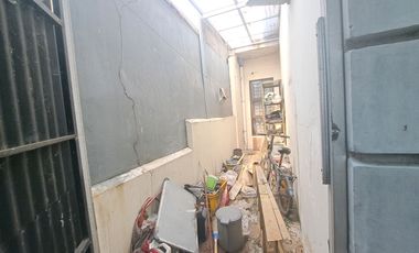 Rumah LB 150 SHM Siap KPR 15 Mnt ke Mall Paradise Walk Serpong J-36102