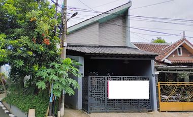 Rumah LT 167 SHM 15 Mnt ke Paradise Walk Serpong Siap KPR J-32885