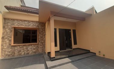 Rumah LB 133 Hadap Selatan 15 Mnt ke ITC BSD City Siap KPR J-36356
