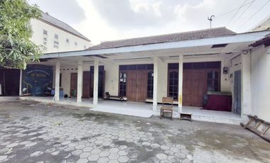 Rumah Strategis 383m² Dekat Pasar Jongke Surakarta