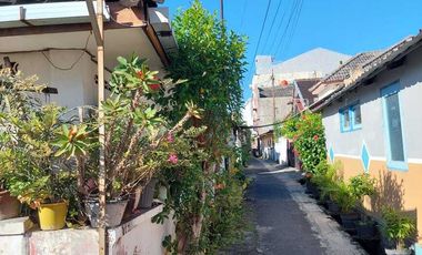 Rumah kampung akses speda motor