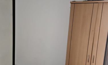 Disewakan rumah full furnish di green court cengkareng