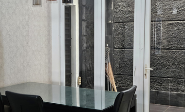 Disewakan rumah full furnish di green court cengkareng