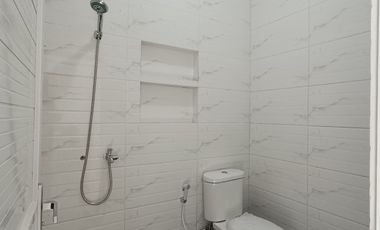 Rumah Minimalis Murah Free Biaya Unit Ready dekat Toll Pasar Rebo