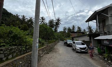 Tanah di Kerandangan dekat Senggigi