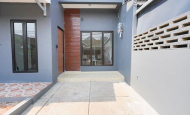 Rumah 5 Kamar Tidur Strategis 10 Mnt ke ITC BSD Siap KPR J-18765