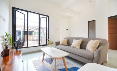 Rumah 5 Kamar Tidur Strategis 10 Mnt ke ITC BSD Siap KPR J-18765