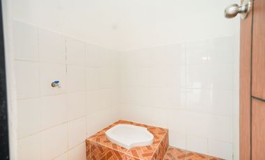 Rumah 5 Kamar Tidur Strategis 10 Mnt ke ITC BSD Siap KPR J-18765