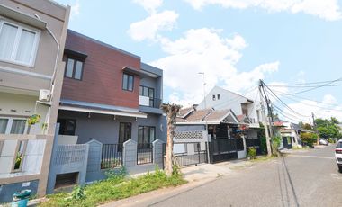 Rumah 5 Kamar Tidur Strategis 10 Mnt ke ITC BSD Siap KPR J-18765