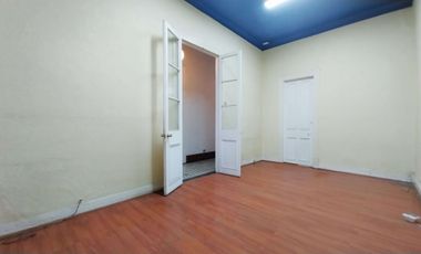 Comercio Oficina 6 Habitaciones 2 Baños Arriendo Providencia